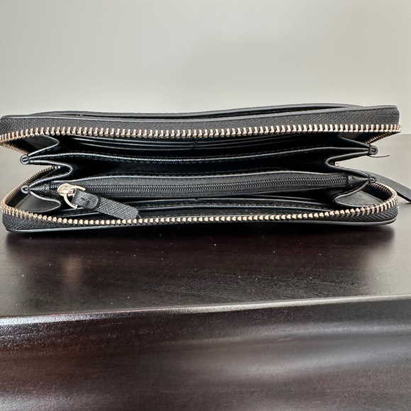 Kate Spade Clifton Lane Neda Black Penguin Wallet - Picture 8 of 9